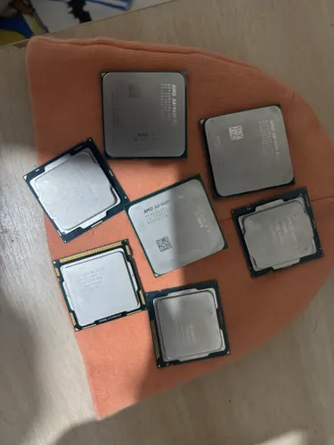 Kit Com 7 Processadores Intel E AMD (i5 10ª, i3 8ª, AM4 e Outros) - Vendo Lote Ou Avulso