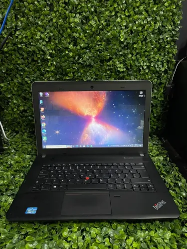 Notebook lenovo / empresarial/ core i3 / ssd 120 / 8 gigas liga em 10 segundos !