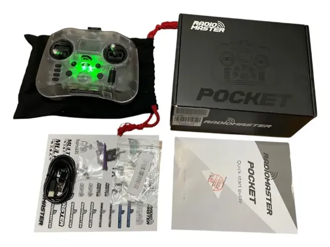 Radiomaster Pocket ELRS 2.4G Transparente + Extensor de Gimbal