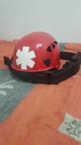Capacete é cinto APH