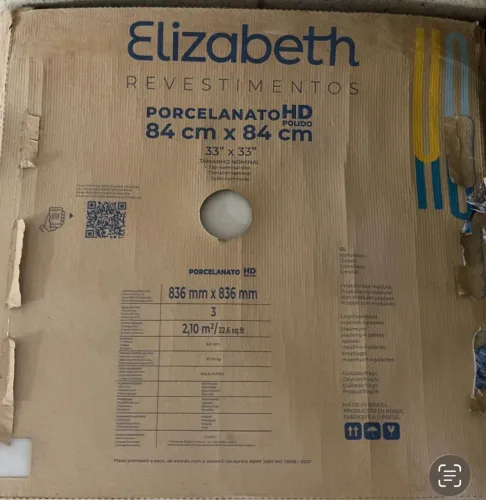Piso em Porcelanato cor gelo