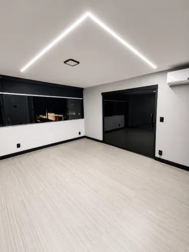 LOFT LUXO FRENTE MAR - SEM PAGAR ÁGUA, LUZ E INTERNET - R$2500