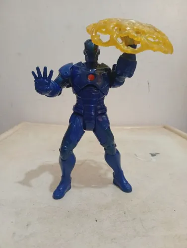 BONECO COLECIONÁVEL HOMEM DE FERRO