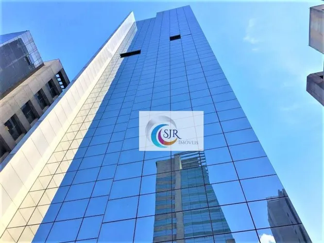 Conjunto comercial para locação 385,00m Vão Livre com forro e Ar condicionado