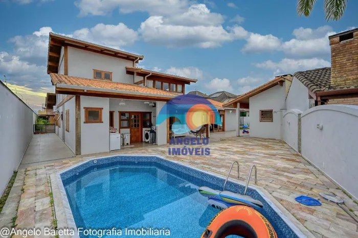 Casa com 4 dormitórios à venda, 2 lotes, 324 m² por R$ 1.400.000 - Condomínio Aldeia da Ju