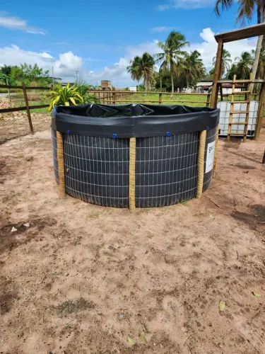 Tanque de geomembrana para criação de peixes