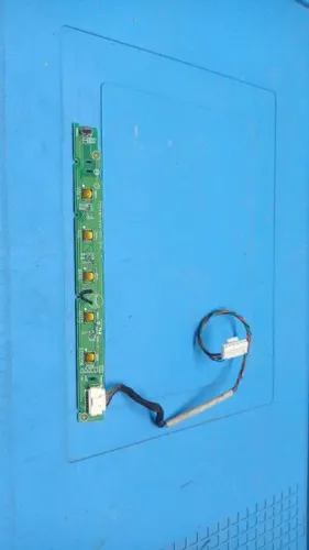 Placa Teclado Monitor P166hql 715g4167-k04-000-004s