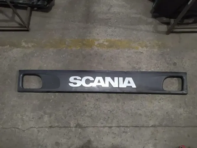 Painel Frontal Emblema Scania R114 R124