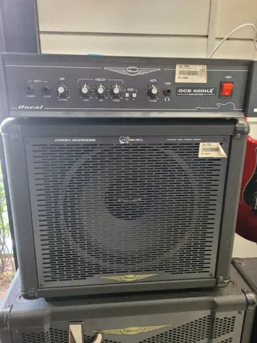 Amplificador de Baixo Behringer OCB 600H + Caixa Oneal p/ baixo 