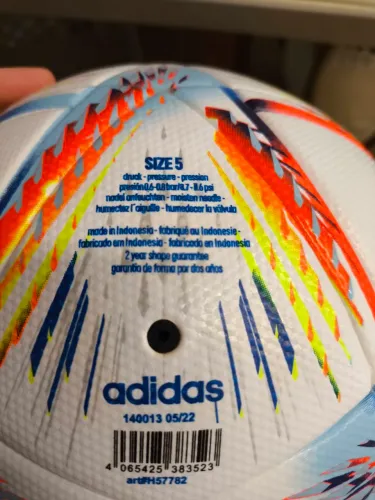 Bola oficial al rihla