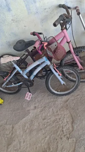  Duas Bicicletas