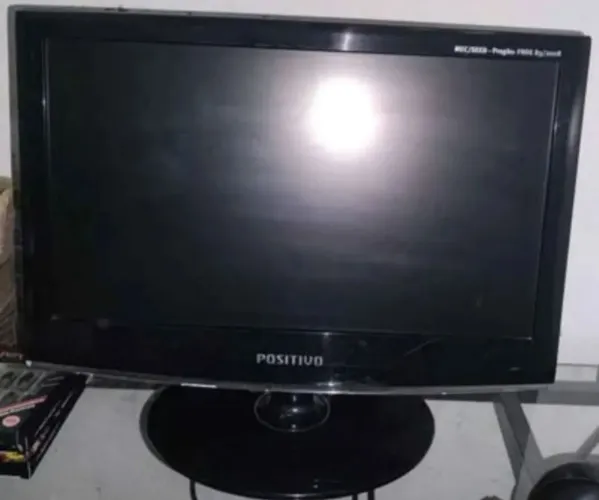 Monitor Positivo TFT-DLC 15 polegadas