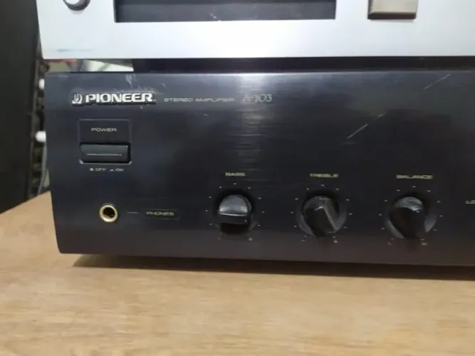 Amplificador Pioneer A-103 - Funcionando ok.