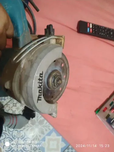 Serra mármore Makita 