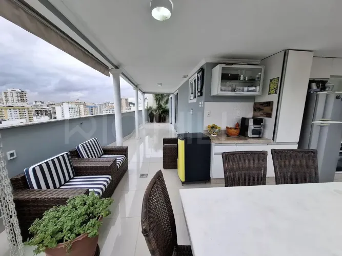 Apartamento Cobertura Duplex de 4 quartos, com 226m², à venda na Vital Brasil, Niterói/RJ