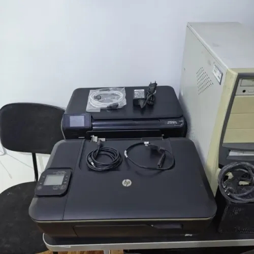 Impressora HP Deskjet com fonte original (Sem cartuchos) - Vendo no Estado