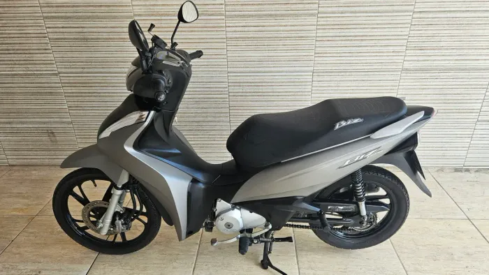 Vendo Honda Biz 2022/2023
