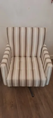 POLTRONA GIRATÓRIA 