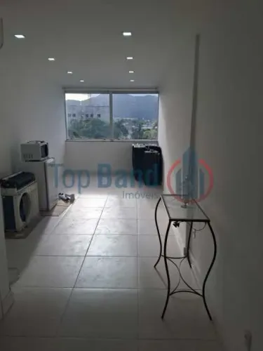 Sala comercial 24 metros enfrente ao Recreio Shopping