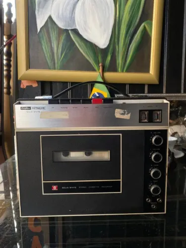 Antigo toca fitas - Hitachi Level Matic