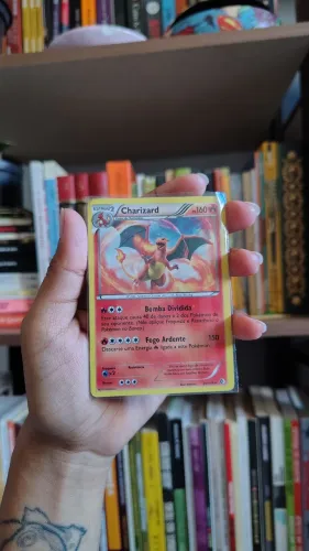 Carta pokémon Charizard