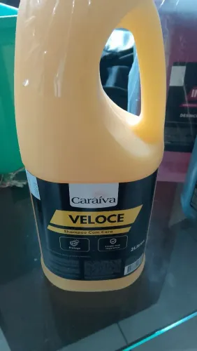 Shampoo automotivo