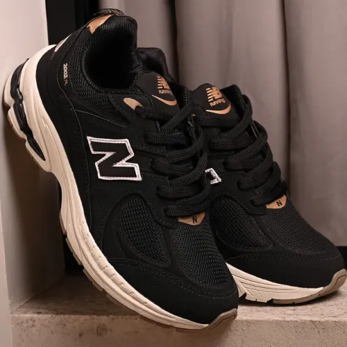 New balance 2002r
