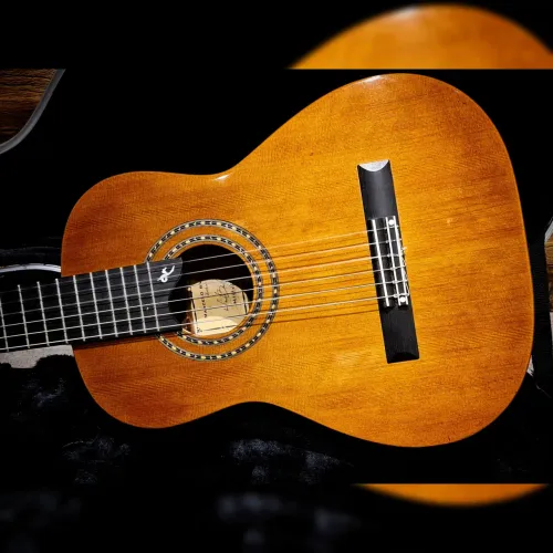 Violão Clássico Nylon Bachega Luthier ( 3/4 tamanho do corpo pequeno)