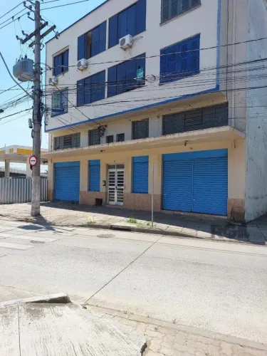 Loja em São João