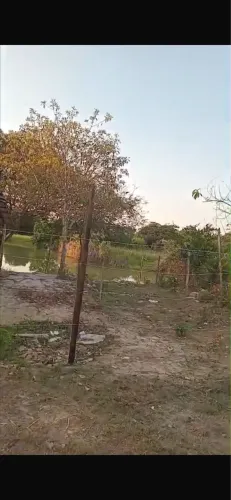 vende-se chácara no bairro amapá, com represa no fundo, troca-se em carro também 