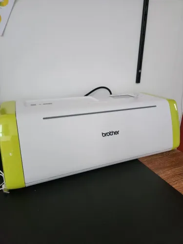 Brother ScanNCut - Máquina de Corte e Digitalização