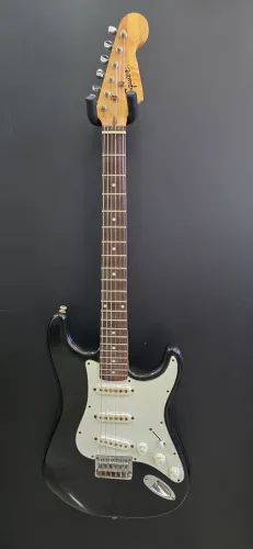 Guitarra Fender Squier Bullet Indonésia (aceito trocas)