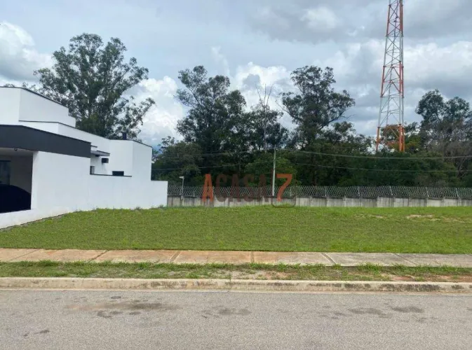 Terreno à venda no Condomínio Chácara Ondina em Sorocaba