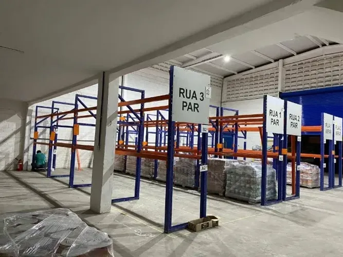 Porta palete 3m altura com 3 níveis