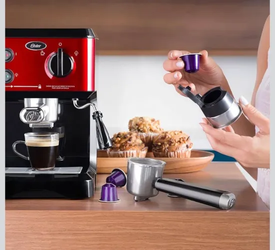 Cafeteira Expresso Oster Cappuccino