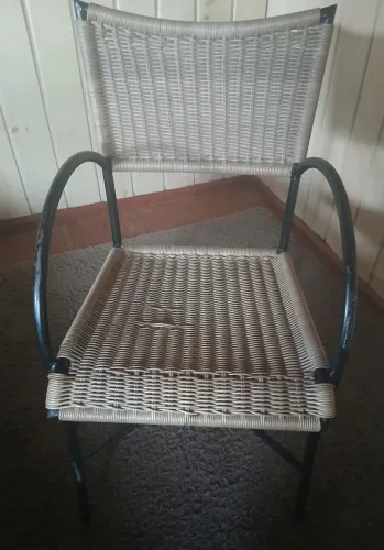 Vendo cadeira sofisticada