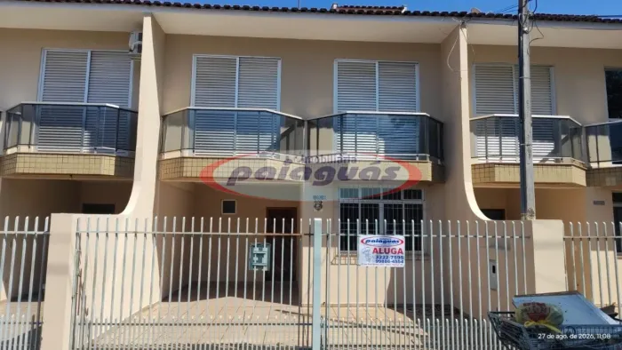 Sobrado para alugar no bairro Zona 02 - Maringá/PR