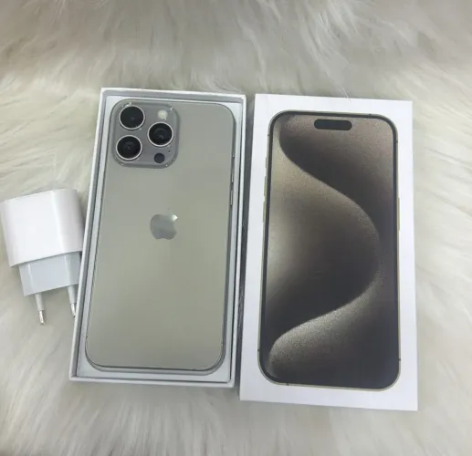iPhone 15 Pro Max 