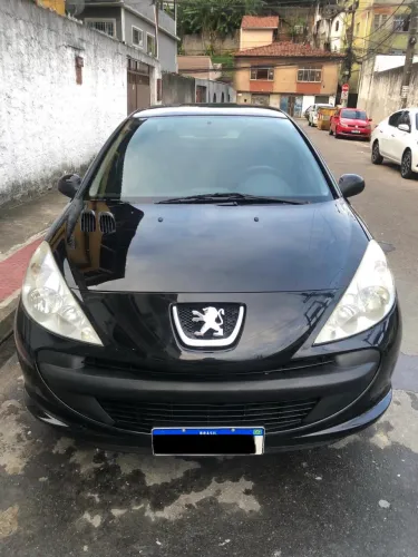 Peugeot 207 Sedan Passion XR 1.4 Flex 8V 4P 2010