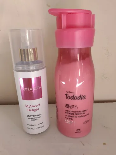 Hidratante e body Splash novos. 90 reais