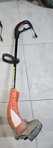 Maquina cortar grama