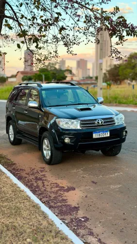 Toyota Hilux SW4 SRV D4-d 4X4 3.0 TDI Dies. AUT 2011