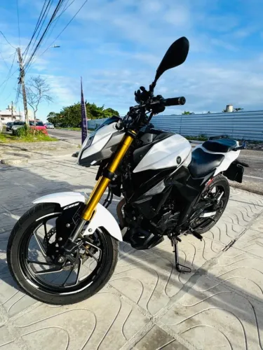 DR160 LINHA DA SUZUKI 