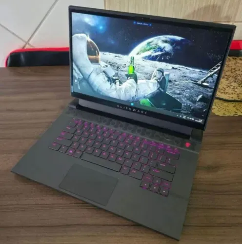 VENDO NOTEBOOK GAMER ALIENWARE 