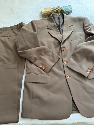 Blazer com três gravatas 