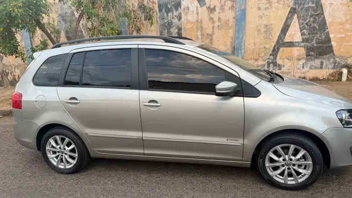 Volkswagen Spacefox 1.6/ 1.6 Trend Total Flex 8V 5P 2013
