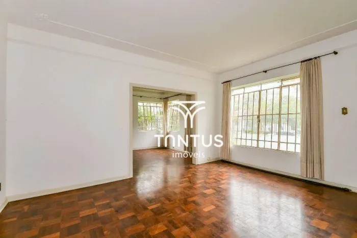 Casa com 3 dormitórios para alugar, 205 m² por R$ 4.200/mês - Ahú - Curitiba/PR