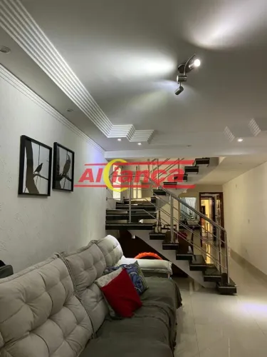 SOBRADO COM DORMITÓRIOS A VENDA, 228m² - JARDIM SANTA CLARA - GUARULHOS/SP