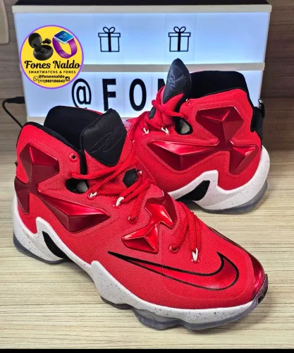 Nike LeBron 13