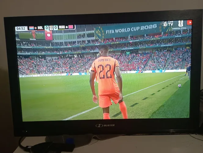 Televisão 32 Buster muito bem conservada